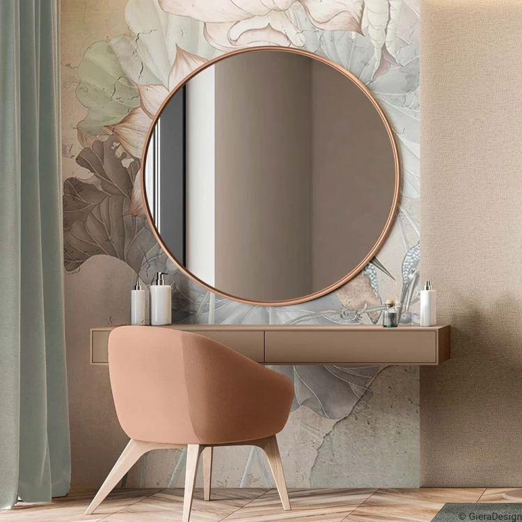 Lustro Scandi Slim miedziane nad toaletką. GieraDesign
