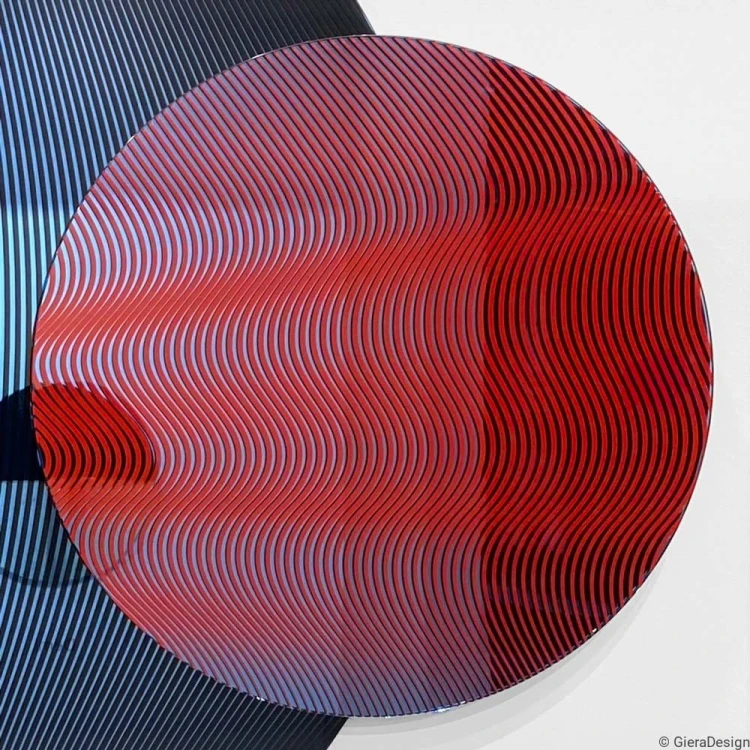 Lustro Mars z kolekcji Cosmic. Nikodem Szpunar dla GieraDesign. Średnica lustra fi 50 cm.