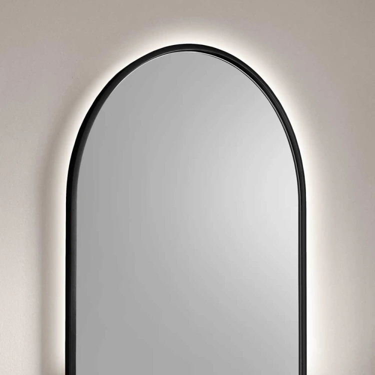 Lustro Ambient Slim czarne podświetlane do korytarza. GieraDesign