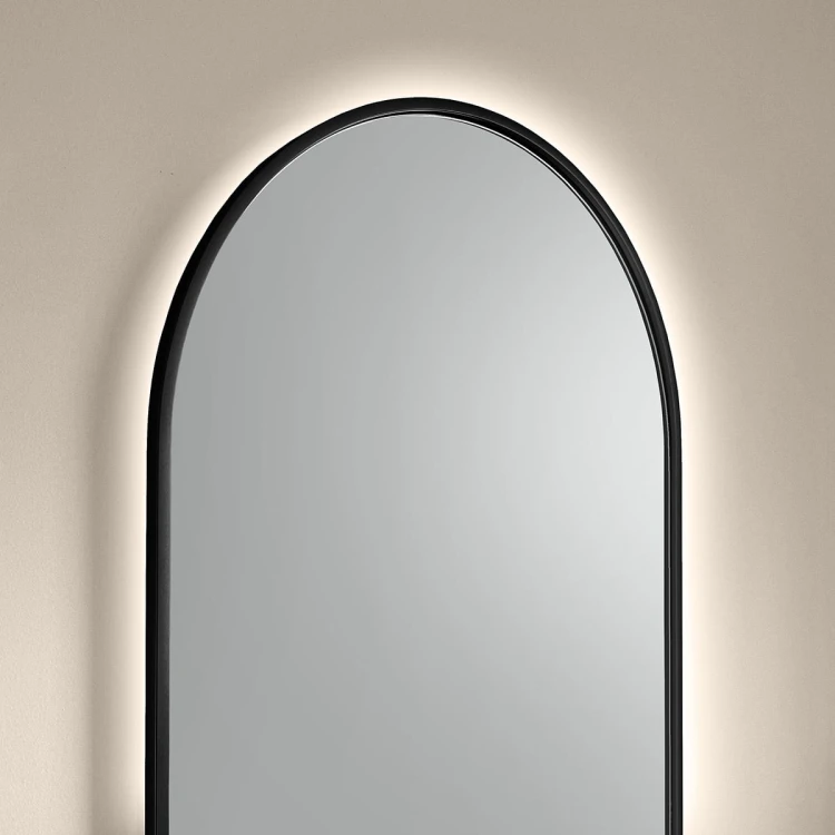 Lustro Ambient Slim w czarnej ramie podświetlane Zbliżenie GieraDesign