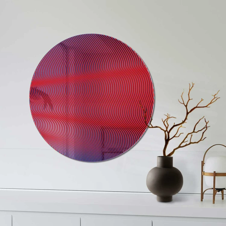 Lustro ozdobne Mars z kolekcji Cosmic nad komodą. Projekt Szpunar Studio dla GieraDesign. Średnica lustra fi 50 cm.