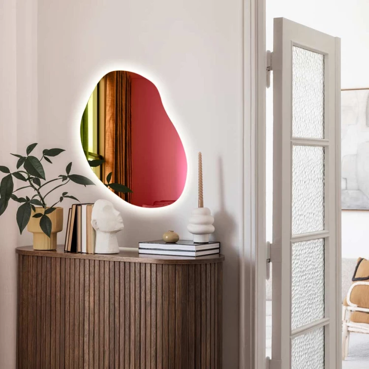 Lustro Plama no.3 Rainbow LED nad drewnianą komodą, GieraDesign.