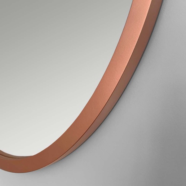 Duże lustro Ambient miedziane do przedpokoju owalne - detal. zbliżenie na ramę GieraDesign
