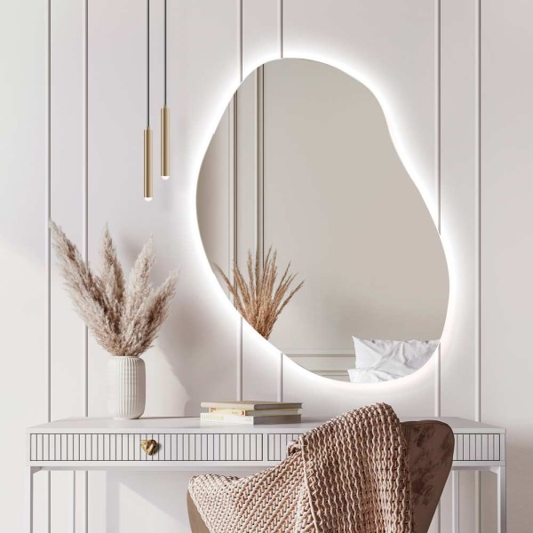 Lustro asymetryczne LED do łazienki Plama 3 od GieraDesign.