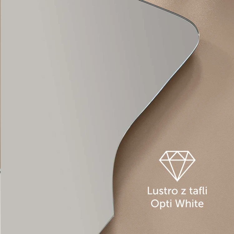 Lustro Cascada wykonane jest z tafli Opti White