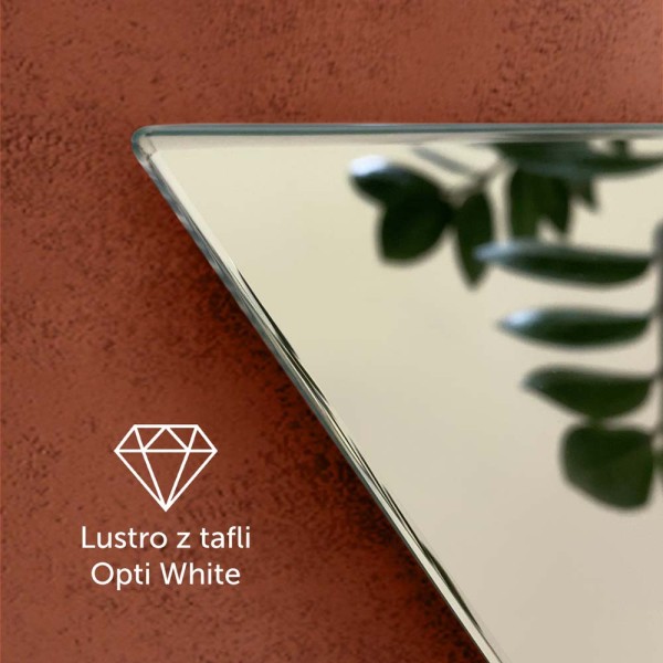 Lustro trójkątne Decadence AVA jest wykonane z tafli opti white