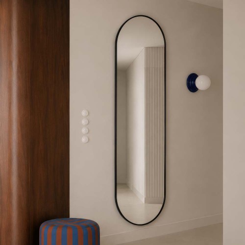 Lustro Ambient Slim - czarne, owalne  do korytarza. GieraDesign