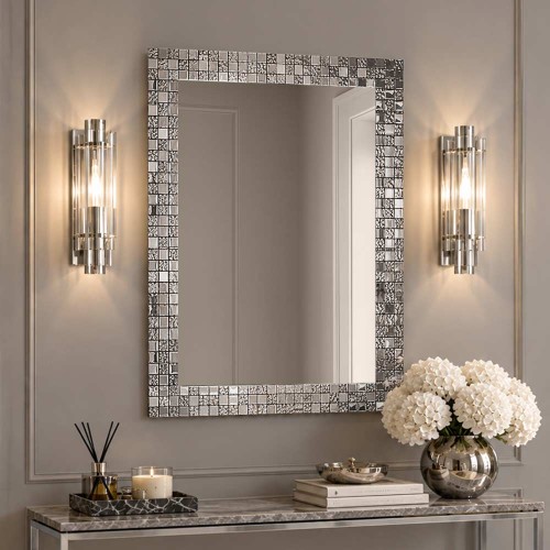 Lustro srebrne w stylu glamour Aurea SQ nad konsolą. GieraDesign