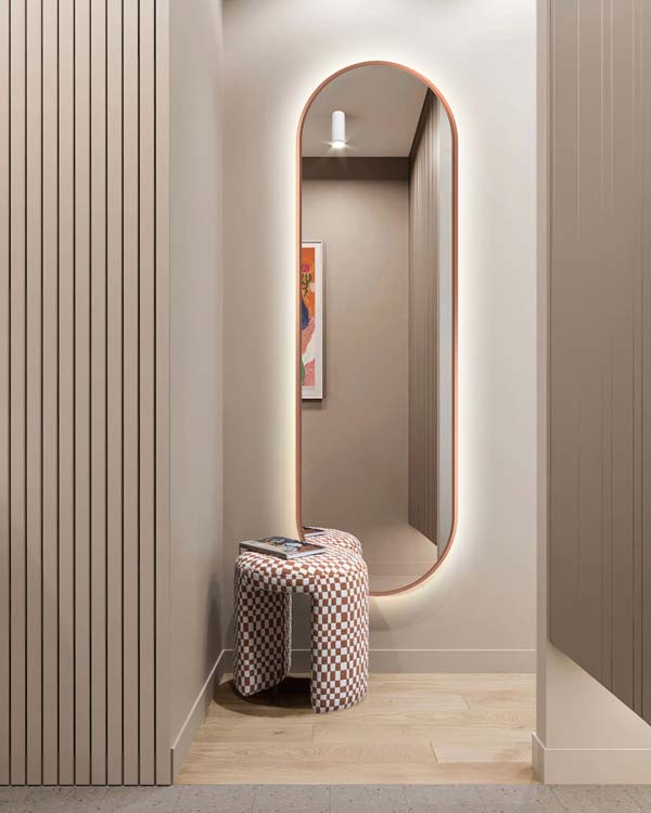 Wąskie lustro Portal w nowoczesnym przedpokoju