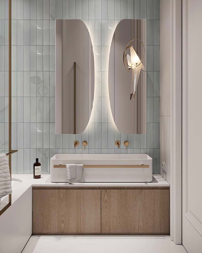 Dwa podświetlane lustra Between LED w aranżacji w łazience. GieraDesign