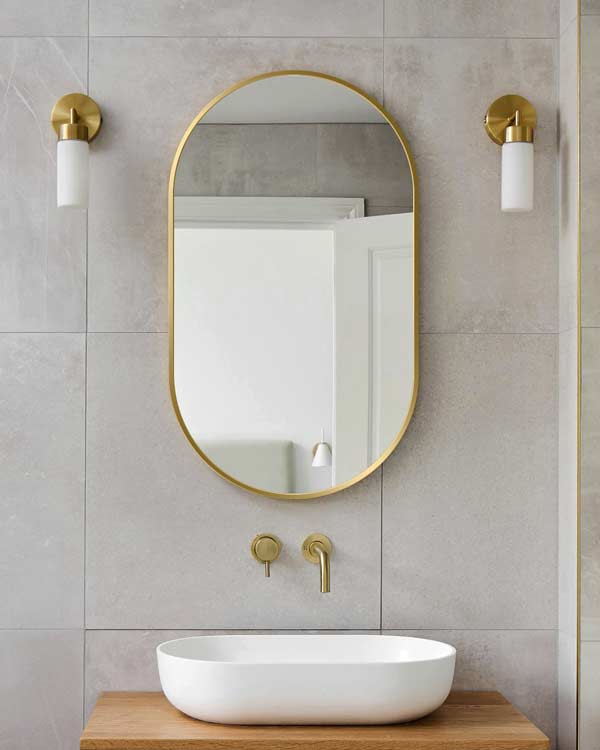 Lustro Ambient podświetlane w złotej ramie do łazienki. GieraDesign