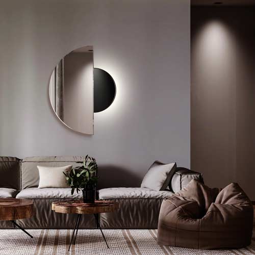 Lustro podświetlane Luna w nowoczesnym salonie. GieraDesign