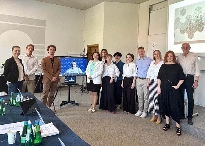 Obrony prac dyplomowych na studiach Total Design Management, grupa pierwsza